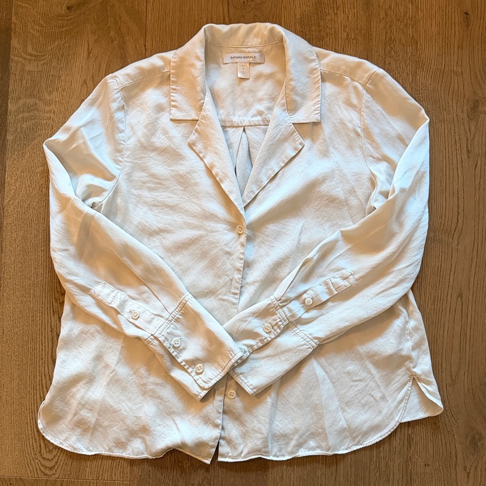 Banana Republic Silk Blouse